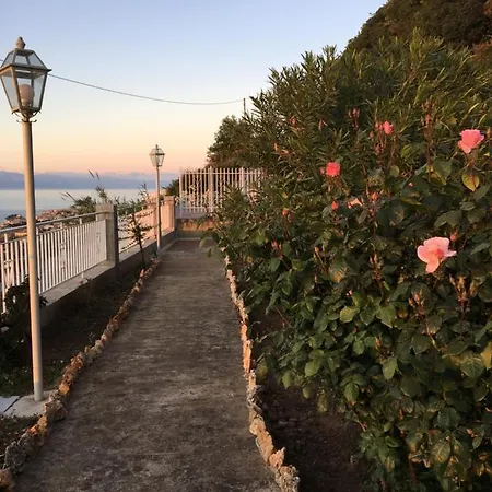 Balconcino Degli Innamorati Tropea Affittacamere