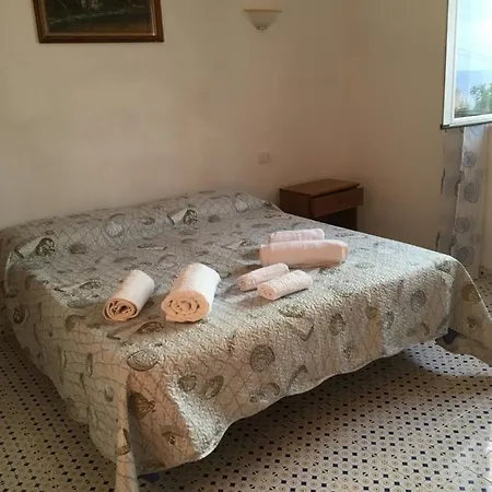 Balconcino Degli Innamorati Tropea 4*