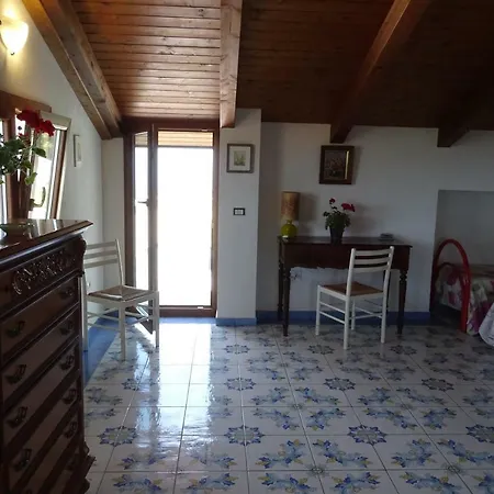 Balconcino Degli Innamorati Tropea Affittacamere *
