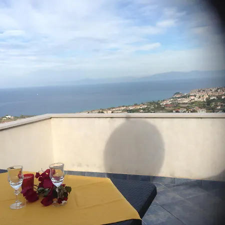 Balconcino Degli Innamorati Tropea Affittacamere *
