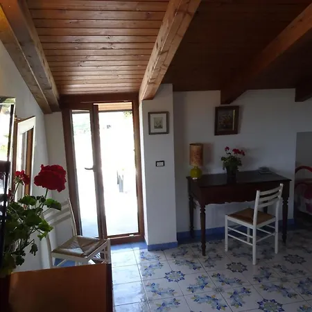 Balconcino Degli Innamorati Tropea Санта-Доменика