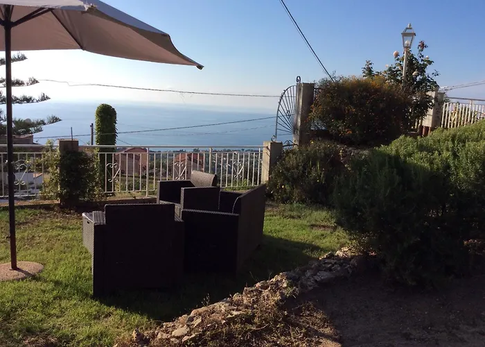 Balconcino Degli Innamorati Tropea