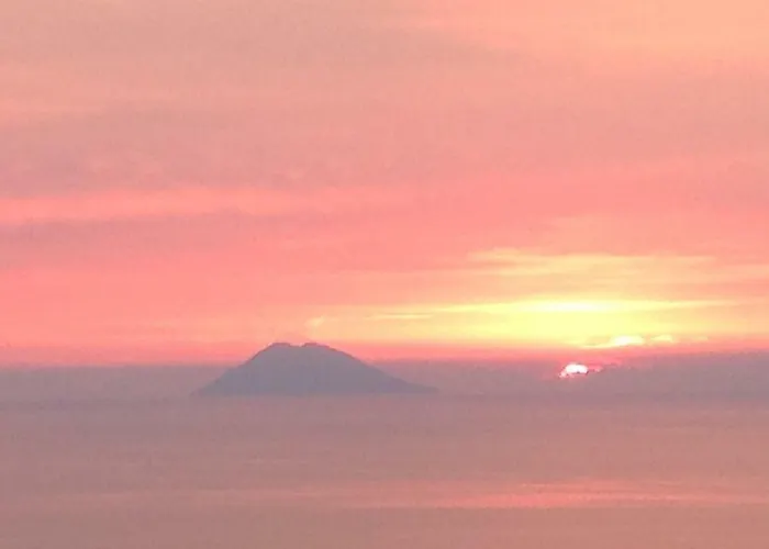 Balconcino Degli Innamorati Tropea 4* סנטה דומניקה