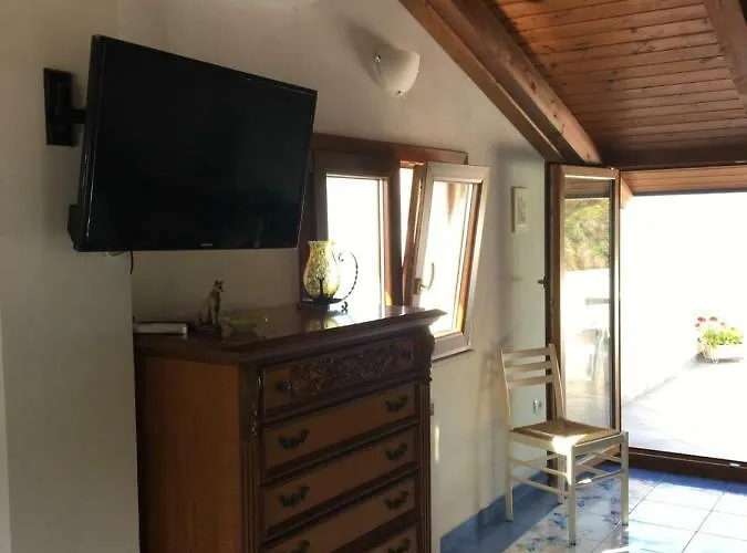 Balconcino Degli Innamorati Tropea בית הארחה 4*