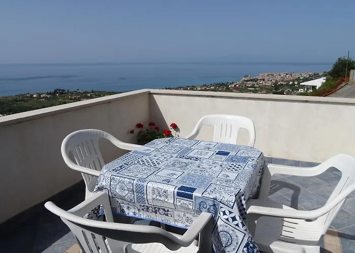 Balconcino Degli Innamorati Tropea בית הארחה 4*